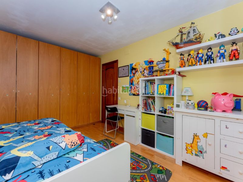 Foto f0ada903-4503-416a-9d7d-b24ed3da00f3. Casa amb aparcament a les botigues de Sitges Sitges