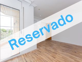 Appartamento in Marianao. Piso exterior en ronda sant ramón