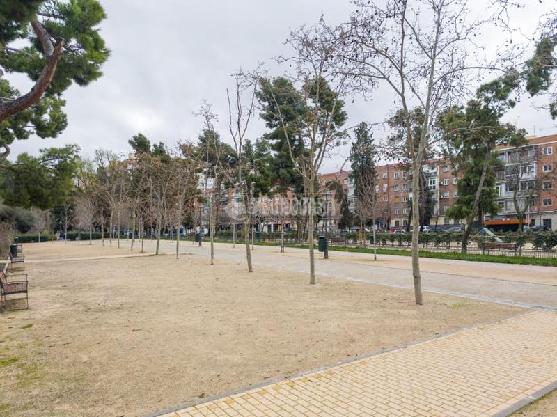Foto b9559f05-15c0-493f-bfba-ba3a7a1fd539. Estudio piso en venta en Quintana Madrid