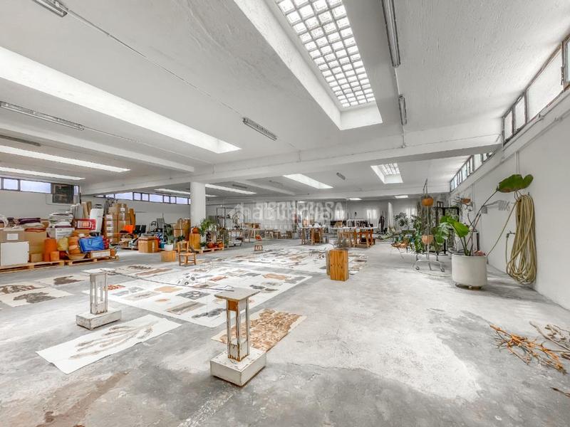 Foto 4fec1d9e-3369-4b86-a009-ffbe2165aa72. Local comercial a Quintana Madrid