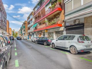 Location Local commercial à Quintana. Local comercial en alquiler en madrid