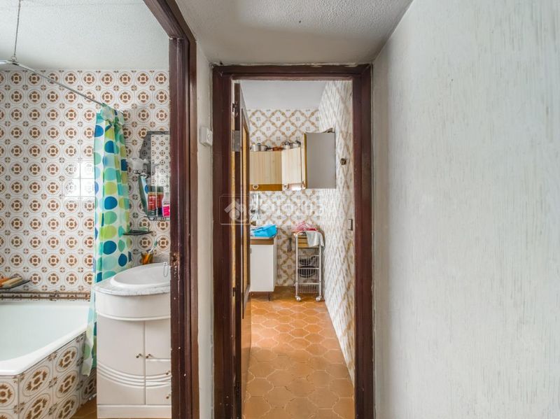 Foto 1740f28d-b2a5-4c15-aa59-c81bba6143de. Pis a Ventas Madrid