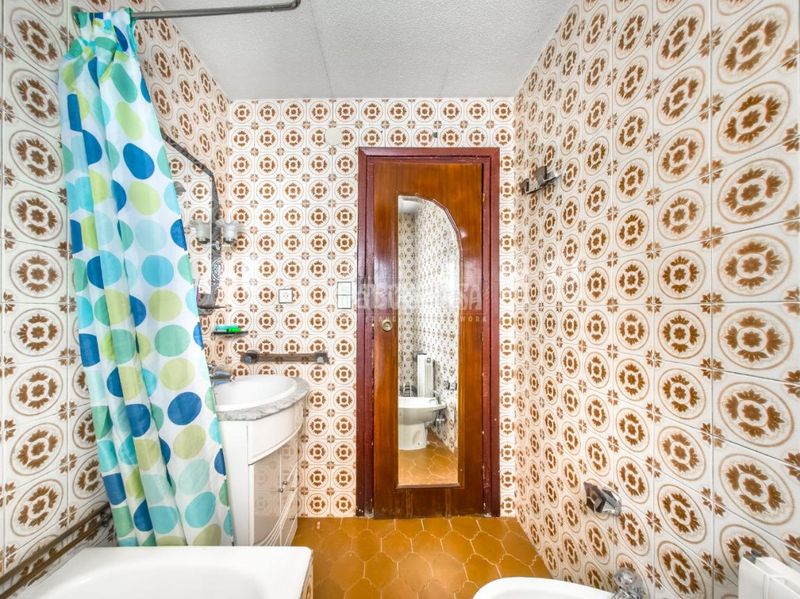 Foto 51424f80-710b-4f5e-a2ac-c7d01b43c14a. Pis a Ventas Madrid