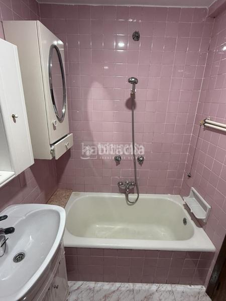 Foto 09af6dad-dcf7-464b-be29-f521fd24ef8f. Piso  en venta en Almenara-Ventilla Madrid