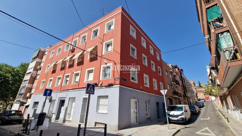 Foto 01a1ecfc-a892-483f-8d97-8ec1a9700a67. Piso  en venta en Valdeacederas Madrid