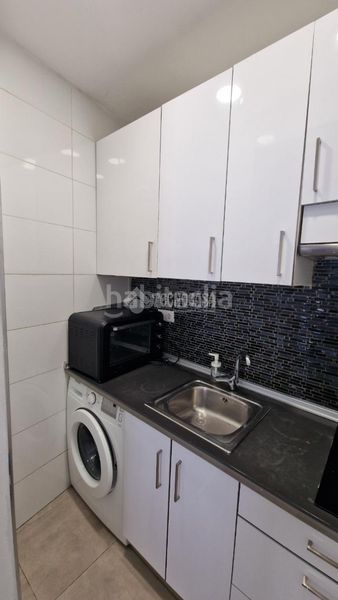 Foto cd1e0279-adc7-4522-a180-ecd776e8fba4. Piso  en venta en Valdeacederas Madrid