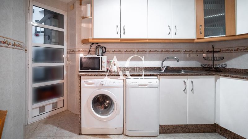 Foto cb1bc0c2-41c1-41e3-9897-c7463e732bd0. Alquiler piso alquiler de piso en calle cañete en Valencia