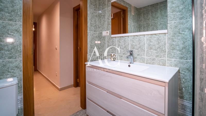 Foto 20d2f154-2629-4676-b0f8-e8eac0cf2c39. Rent flat with heating in El Carme Valencia