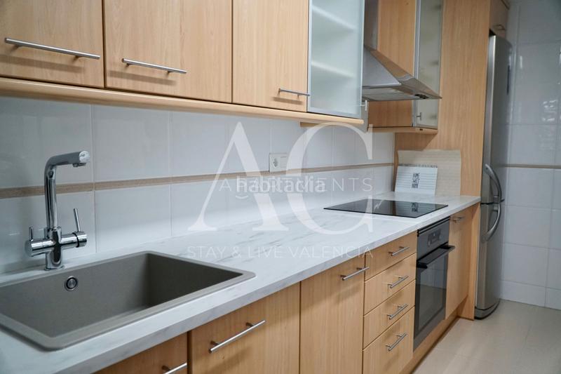 Foto c9ea2290-d278-4716-80f7-78784d8754b1. Alquiler piso alquiler de piso en avenida de francia en Valencia