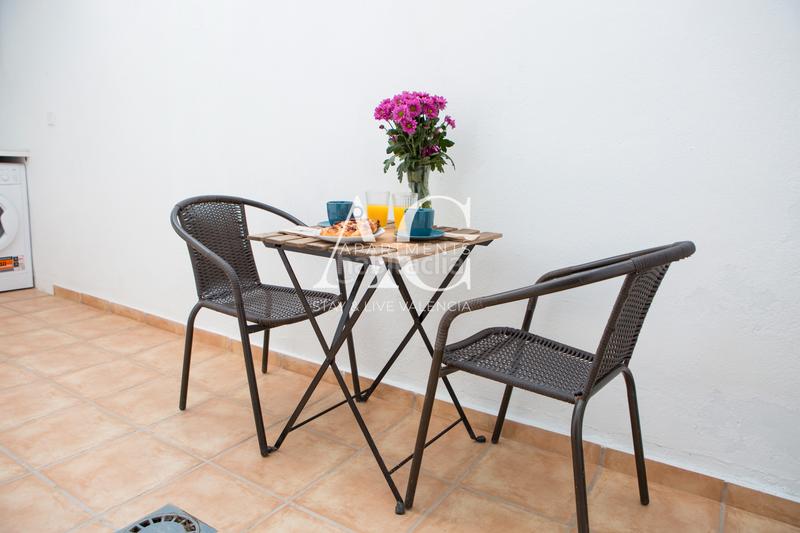 Foto 3462934c-05c4-464e-925d-aa1c486bcdf7. Rent flat with heating in Barrio Benicalap Valencia