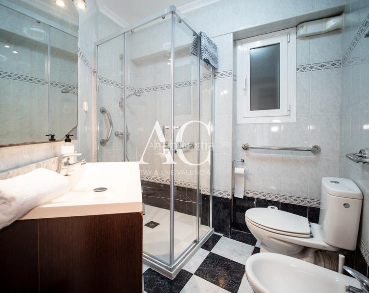 Foto 90bc82e2-62ee-49b8-a319-8c9b20be9420. Alquiler piso alquiler de piso en calle troya en La Roqueta Valencia