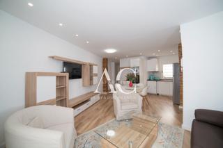 Miete Etagenwohnung in Els Orriols. Alquiler de piso en avenida del primat reig