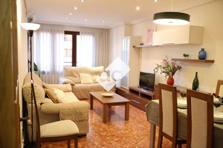 Location Appartement  Avinguda del primat reig