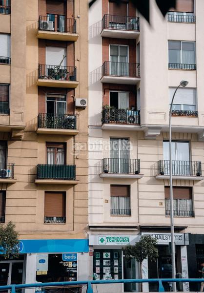 Foto eb9fb0da-d916-4aa1-8e0d-4d165a6d193c. Piso  en venta en Bellas Vistas Madrid