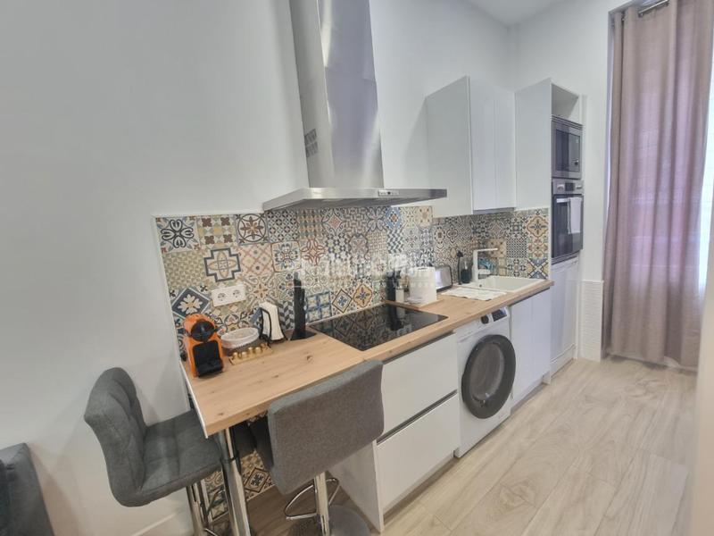 Foto 2f95bac3-6bf7-425e-905a-5f7839cedcb3. Local comercial  en venta en Bellas Vistas Madrid