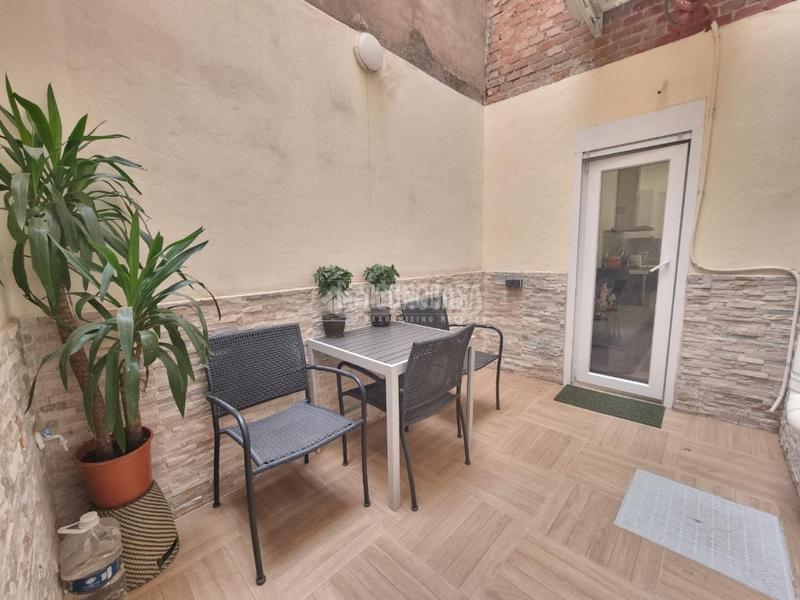 Foto a0074dbe-8c94-4ee5-a258-4e9205c82e7d. Local comercial  en venta en Bellas Vistas Madrid