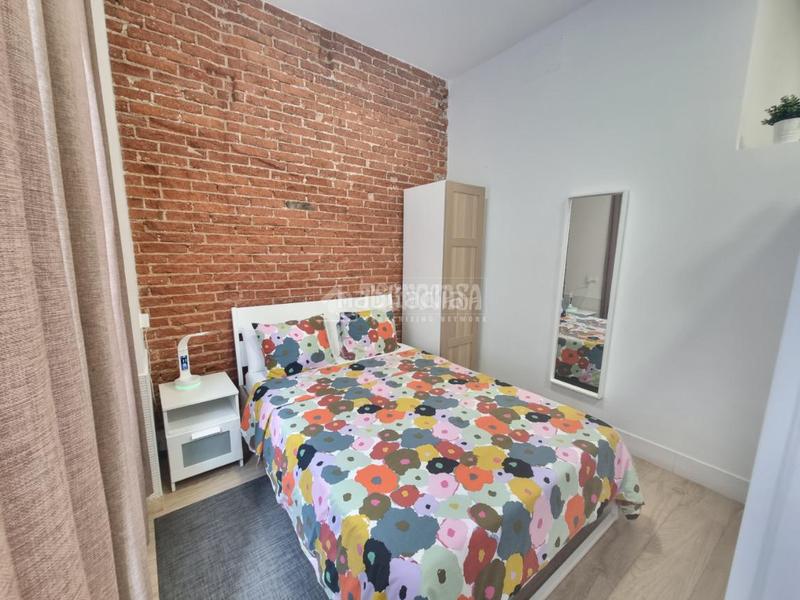 Foto ba8c83ce-3b8c-4a09-899d-edf5441a493b. Local comercial  en venta en Bellas Vistas Madrid