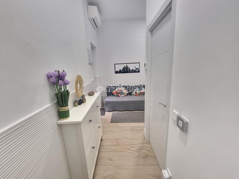 Foto f782b585-6dc9-48dd-bfaa-b4a2c26f978f. Local comercial  en venta en Bellas Vistas Madrid