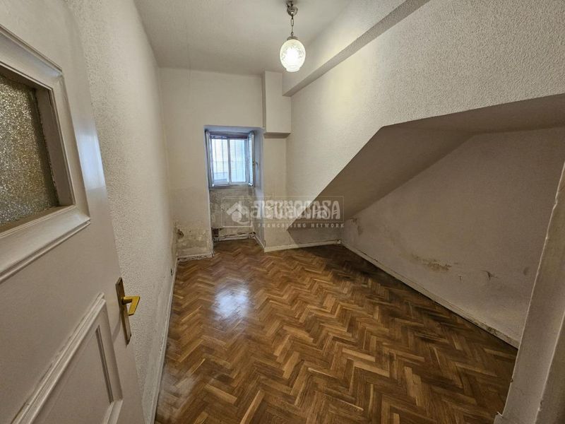Foto ba2e673a-23f1-47a3-b8d9-12820486ed84. Pis a Bellas Vistas Madrid