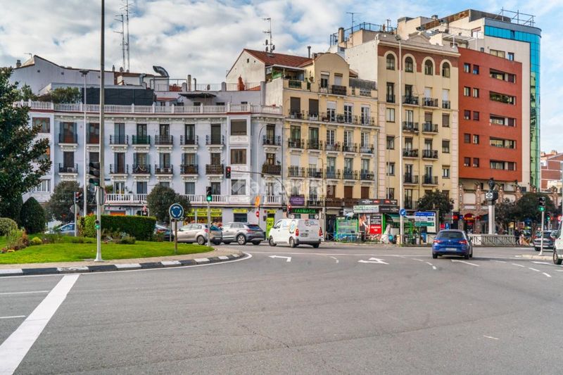 Foto dbe9d4d2-b89c-41b7-9e3c-11d760371f3f. Pis a Bellas Vistas Madrid