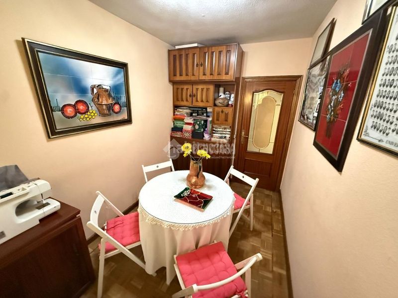 Foto 50a73664-7677-4635-be24-3781233cd2ee. Pis amb calefacció a Bellas Vistas Madrid