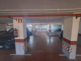 Location Parking voiture à Lucero. Boxplaza de garaje en alquiler en madrid
