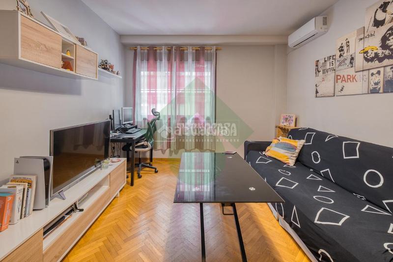 Foto 30f31533-a646-45cd-b6b1-d55981fea031. Piso  en venta en Villaverde Alto Madrid