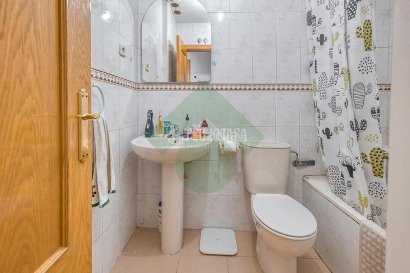 Foto faa43080-a27e-460f-962a-87c86dbbcb4e. Piso  en venta en Villaverde Alto Madrid