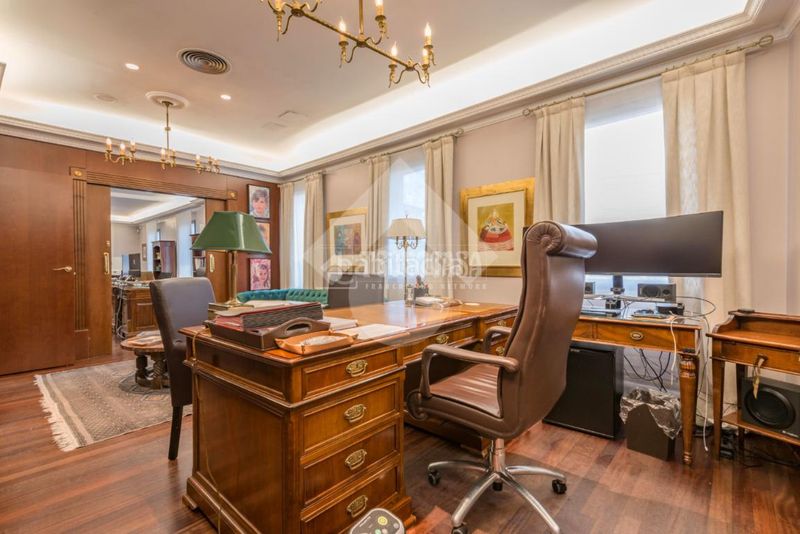 Foto 10f824d9-6653-424d-a79d-a621403a2990. Edificio  en venta en Villaverde Alto Madrid