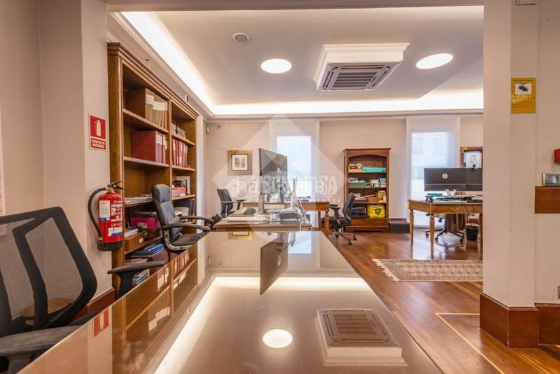 Foto 2f930fe2-07a7-4e6a-98d7-3e023706d9bf. Edificio  en venta en Villaverde Alto Madrid