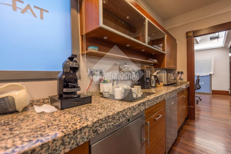 Foto 7efadbf7-f45c-4559-8554-9b552896fe6c. Edificio  en venta en Villaverde Alto Madrid