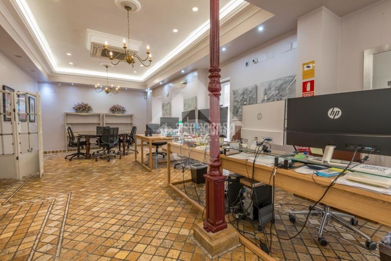 Foto 97274804-9e56-4c07-aa96-e67eddeabd08. Edificio  en venta en Villaverde Alto Madrid