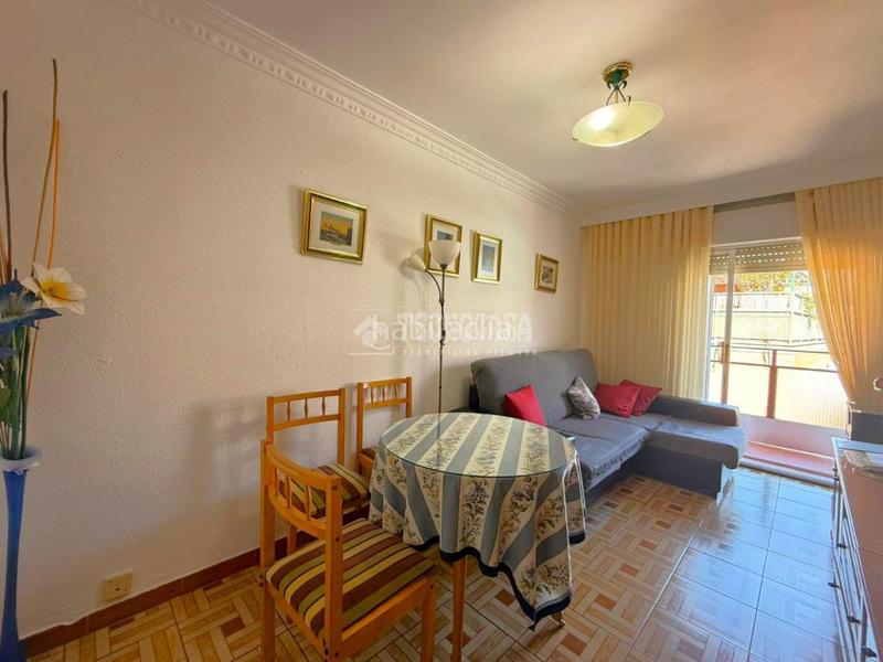 Foto b61a2875-e675-47bf-8616-7f0e64be2ecd. Piso  en venta en Villaverde Alto Madrid