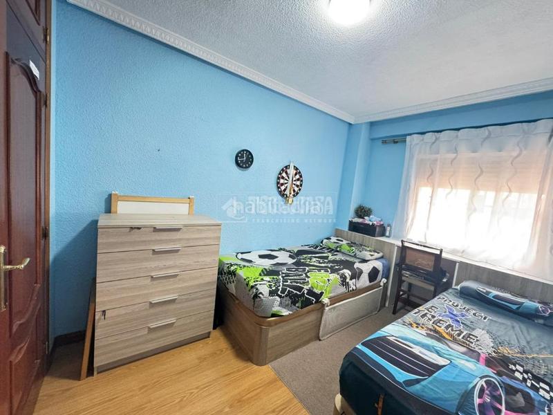 Foto cf918f3f-c368-475e-84a4-a711515a3bf7. Piso  en venta en Villaverde Alto Madrid