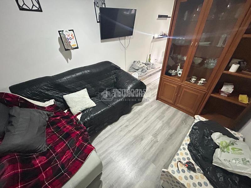 Foto 5b3002c0-ac40-4e41-afa4-a6c2ff00df11. Pis a Villaverde Alto Madrid