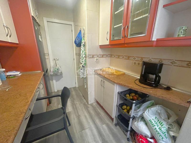 Foto f8ce5cab-c31d-4687-ae41-725025c3d6b1. Pis a Villaverde Alto Madrid