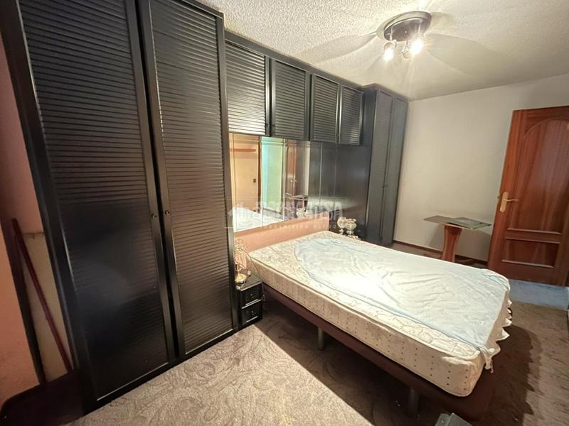 Foto 30edf5a6-645c-4e81-bcba-2c658b496446. Pis a Villaverde Alto Madrid