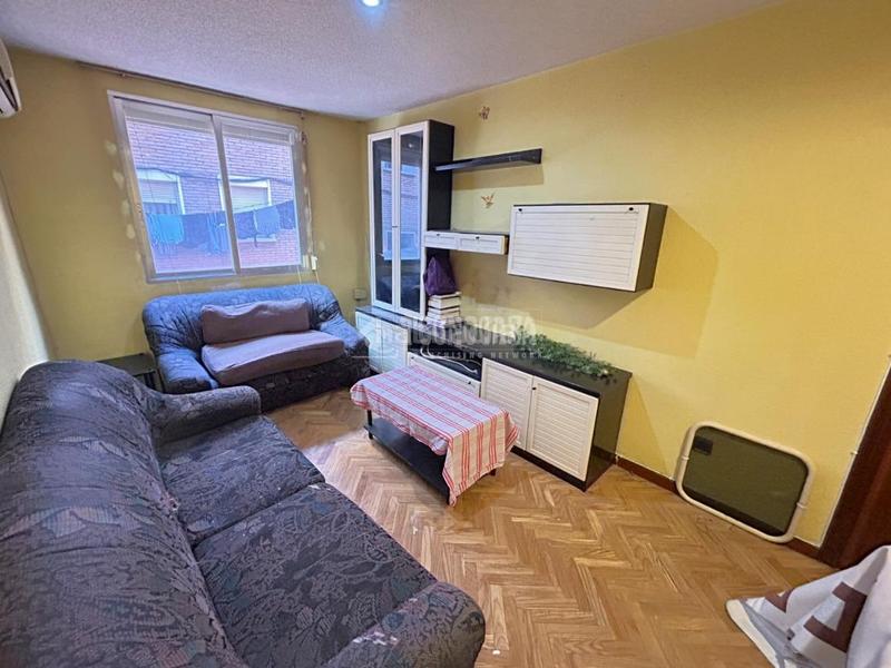 Foto d4def267-0453-4af3-9f81-16053495a43f. Pis a Villaverde Alto Madrid