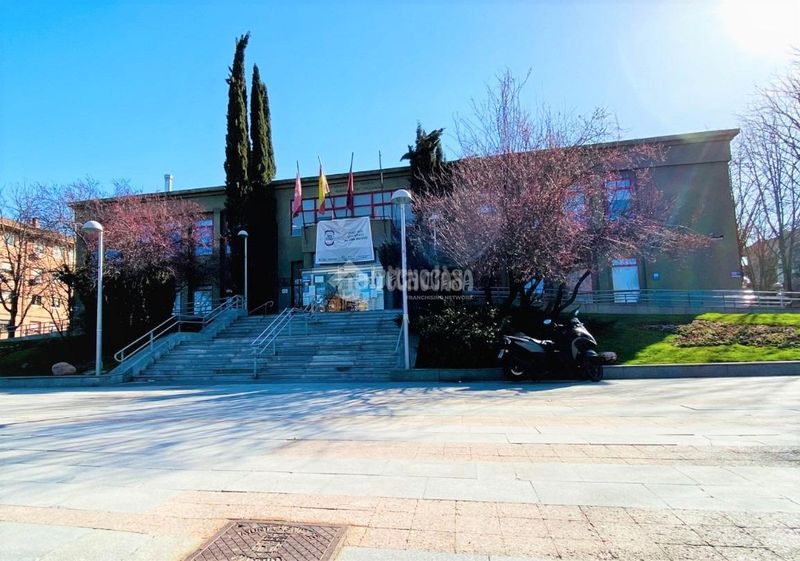 Foto 065c03a8-b2b7-48c7-a868-b48c585ec906. Piso  en venta en Villaverde Alto Madrid