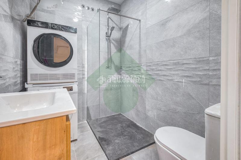 Foto 3cd02e11-52d1-49e8-903f-27d3754a9e0d. Studio dans Los Ángeles Madrid