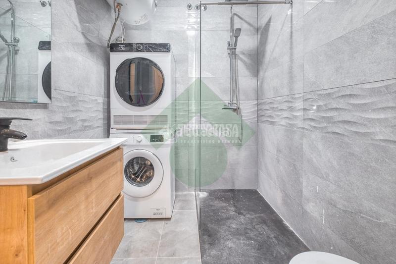 Foto e99f364a-a2e4-49cd-ac90-fbb4b9bacf50. Studio dans Los Ángeles Madrid