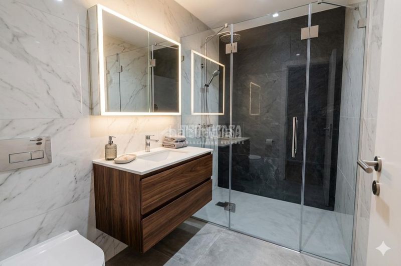 Foto b53240e2-214e-4f93-baf4-130e27d7239b. Pis amb calefacció a Los Ángeles Madrid