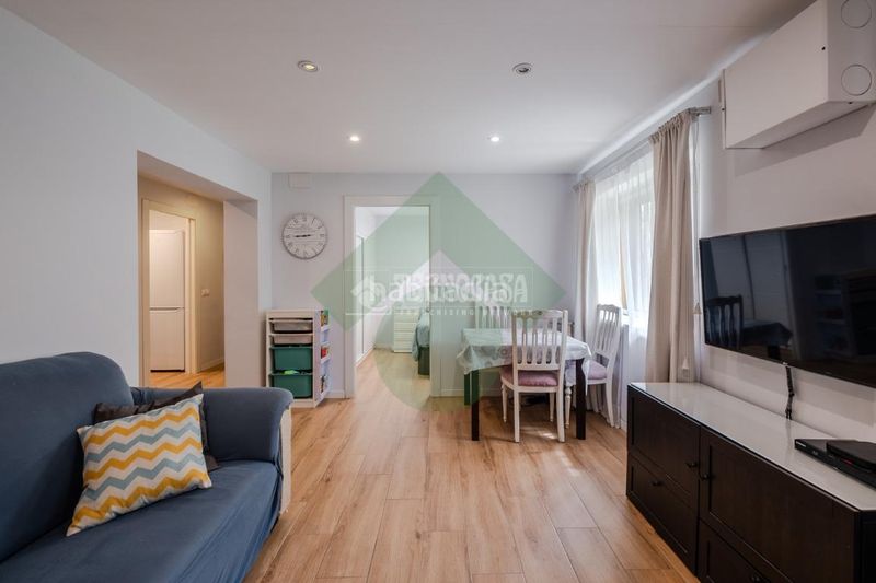 Foto b84d6a19-9aa2-4ab4-a356-fc54a05d3675. Pis amb calefacció a Los Ángeles Madrid