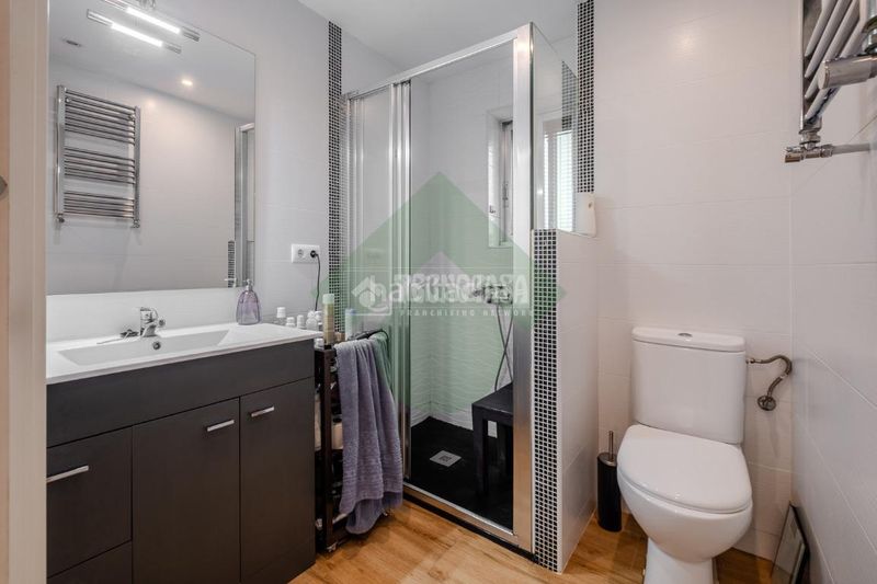 Foto ea46f6a4-d99f-42bb-957f-0ca7e0ba75ba. Pis amb calefacció a Los Ángeles Madrid