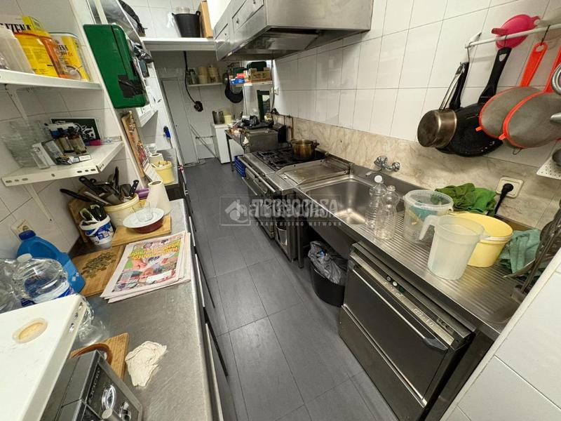 Foto 9ac8f634-f281-48e1-bc35-29e38cd528d9. Local comercial traspaso en venta en Norte-Universidad Móstoles