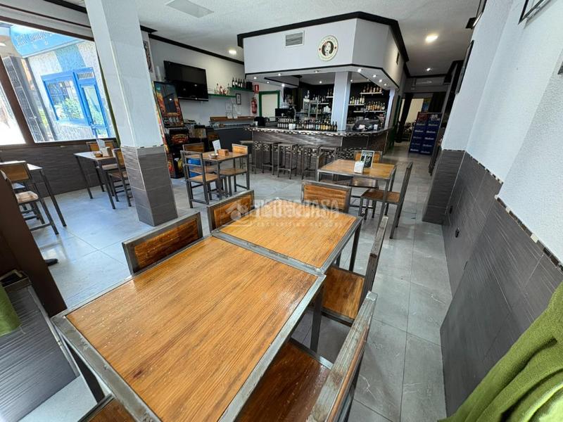 Foto c3caedd4-506c-489b-8378-d652cf90c006. Local comercial traspaso en venta en Norte-Universidad Móstoles