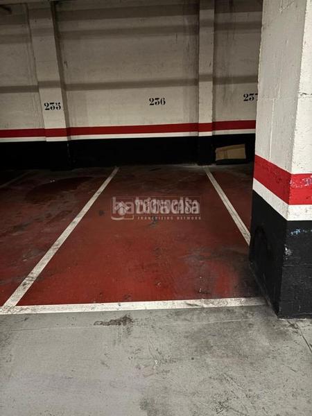 Foto 7dbe91a9-4c0c-44f3-8ddc-124b1a126b68. Parking coche boxplaza de garaje en venta en Norte-Universidad Móstoles