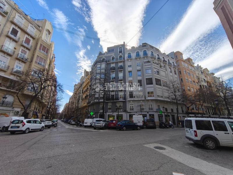 Foto 5582dab2-920a-434a-880d-b6be95ffe3d2. Edifici a Gran Via Valencia