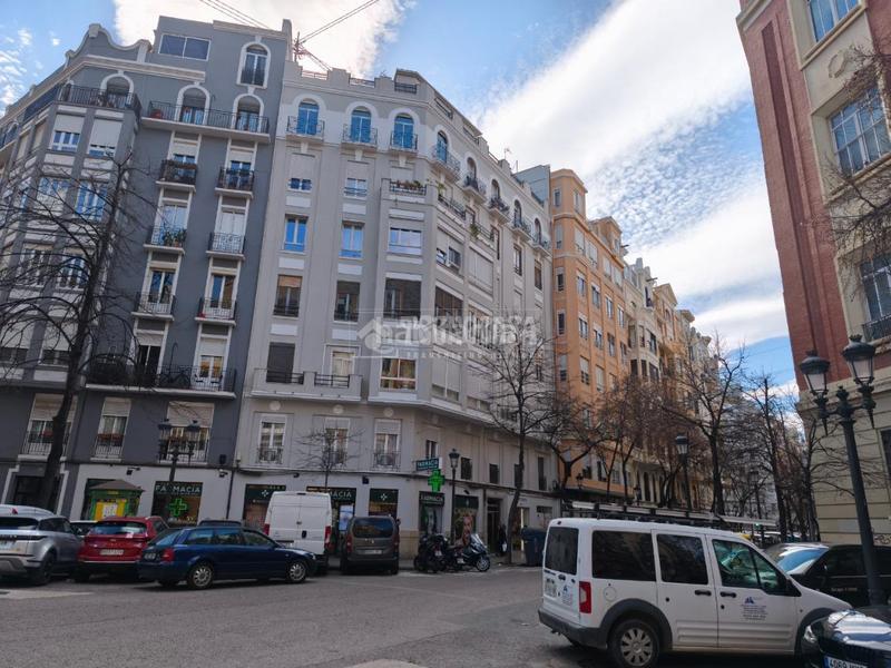 Foto b08dd602-1d0d-4845-a199-570670dc2d7d. Edifici a Gran Via Valencia