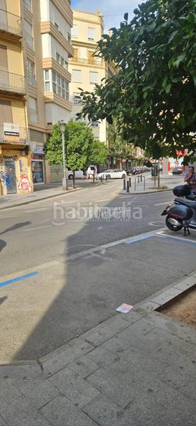 Foto c2f8e2af-01f8-4c38-9754-7a9c495dc5a7. Parking coche boxplaza de garaje en venta en Russafa Valencia